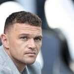 Keďže Kieran Trippier informoval, že skupina priateľov strávila takmer 10 000 £ v striptízovom klube, bolo nahlásené „Šitové“, predtým, ako uvedie meno obrancu na kartu