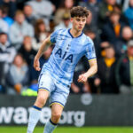 Archie Gray chváli Tottenham Star: „Je vodcom“