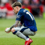 Armáda jedného človeka: Manchester United Star statočne statočne počas straty Brentfordu