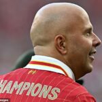 Arne Slot Liverpool minulý víkend zapečatil titul Premier League so štyrmi zápasmi
