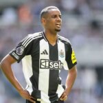 Arsenal Transfer News: Gunners a envoyé un avertissement de transfert d'Alexander Isak alors qu'ils ouvrent des pourparlers avec un autre attaquant