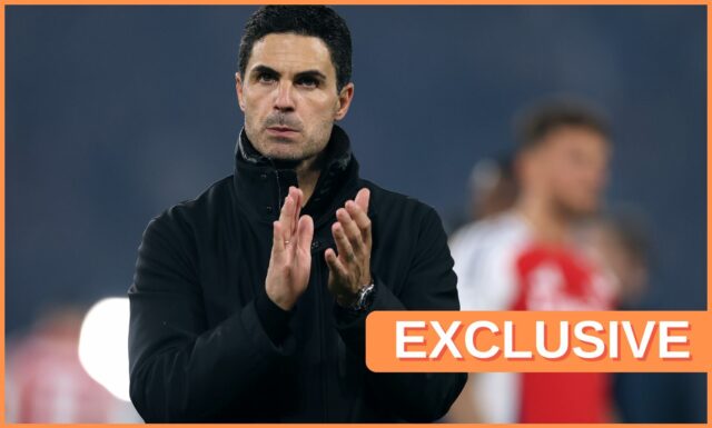 Arsenal chce kompetenciu Atalanty, ale čelí človeku United

