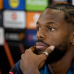 Rím, Taliansko: Nuno Tavares zo SS Lazio in Action počas série zápasu medzi SS Lazio a Genio na Stadia Olimpico 27. októbra 2024 (Foto Rosi - SS Lazio / Getty Images)
