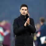 Mikel Arteta bol kritizovaný po porážke Arsenalu v Paríži Saint-Germain nebol plán B