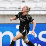 Arsenalova Alessia Russo vyhrá hráčku roka FWA.