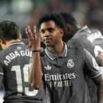 Assente Rodrygo vykazuje podporu spoluhráčov Real Madrid počas Celta Vigo Clash