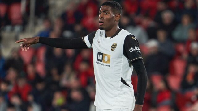 Atletico Madrid, AC Miláno na výstrahu ako PSG Target Cristthian Mosquerata

