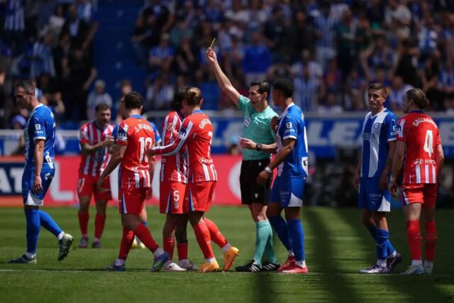 Atlético Madrid hviezda Stretnutie slečny Real Sociedad prostredníctvom pozastavenia

