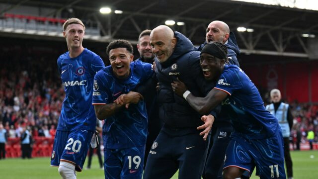 Les bol po jeho porážke zasiahnutý na miesto Ligy majstrov, Chelsea