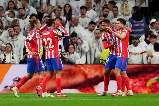 Barcelona chce v roku 2026 podpísať hviezdu Atlético Madrid

