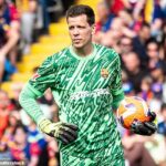 Bývalý brankár Arsenal Wojciech Szczesny urobil aktualizáciu o svojej budúcnosti v Barcelone a naznačoval, že jeho manželka sa môže rozhodnúť, či jeho manželka zostala v Nou Camp budúcu sezónu.