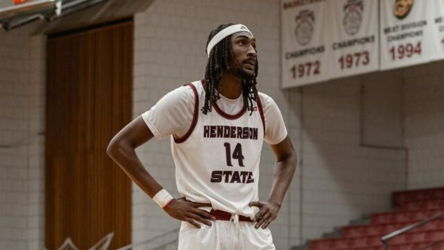Basketbalový hráč Division II Jamarion Brown zastrelil smrteľne na párty na bazén v Texase

