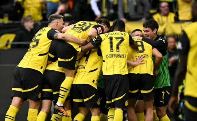 Borussia Dortmund Full Escape Act, Spatch Last Gasp Ligy majstrov

