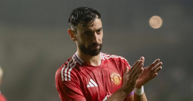 Bruno Fernandes laisse les fans de Man Utd inquiets avec le message cryptique comme échéance de transfert
