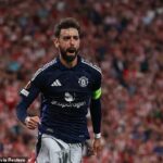 Bruno Fernandes brutálne tlieskal reportérovi, ktorý namietal proti rozhodnutiu kontroverzného rozhodcu