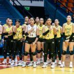 UST Junior Golden Tigresses počas volejbalového turnaja strednej školy UAAP 87.