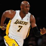 Bývalý majster NBA Odom sa zúčastňuje Trump Trump Cryptocurrency Gala oproti demonštrantom