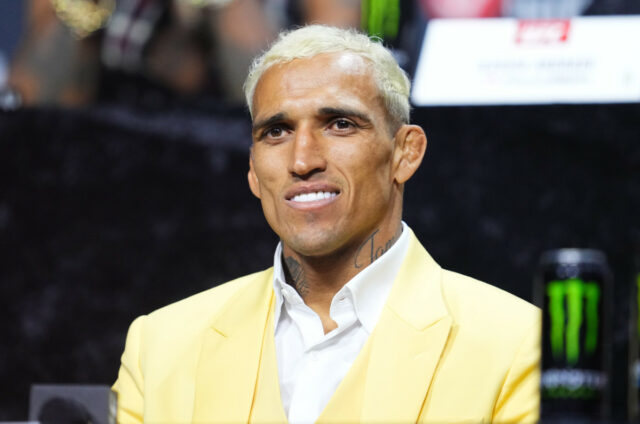 Charles Oliveira vydáva brutálne varovanie pred ich topúriou pred UFC 317

