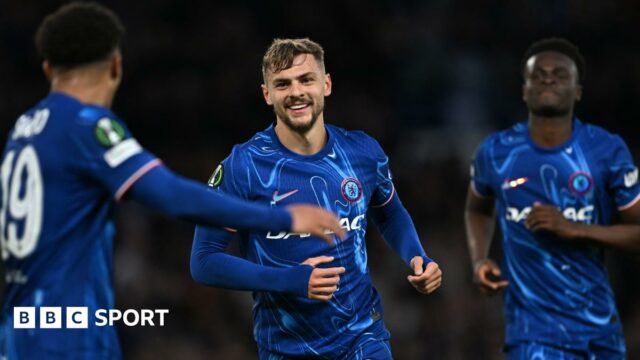 Chelsea 1-0 Doping: Blues Reach League Final Ligy s 5-1 súhrnným víťazstvom.

