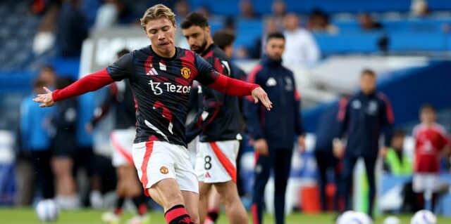 Chelsea vs Manchester United - Premier League: Live Score, tímové správy a aktualizácie ako Ruben Amorim pomenujú silný tím - plus Aston Villa vs Tottenham

