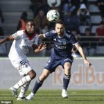 Arthur Avom, Pobrežie Slonoviny a legenda o meste Manchester Yaya Toure