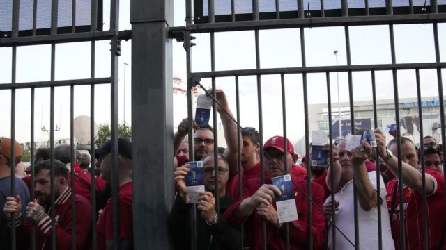 Darman sa ospravedlňuje fanúšikom Liverpoolu po tom, čo ich obviňoval z 2022 finálových incidentov Ligy majstrov

