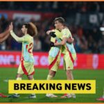 Dean Huijsen oslavuje cieľ pre Bournemouth proti Arsenalu na štadióne Emirates