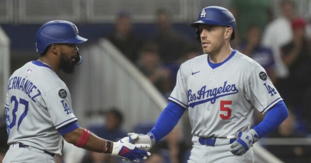 Dodgers dal Teoscar Hernández na Il, zavolajte James Outman


