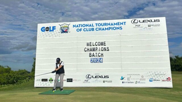Marixi Prieto, bývalý predseda skupiny obchodných výskumných pracovníkov, sa pripravuje na dosiahnutie slávnostného odpaliska. —O golf