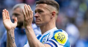 Hogg je jedným z desiatich hráčov vydaných Huddersfieldom po konci sezóny