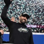 Eagles je odmenený trénerom Nick Sirianni s trvalým rozšírením
