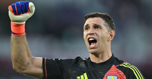 Emi Martinez objasnil myšlienky s duom mužom utd s klubom v červenej upozornení

