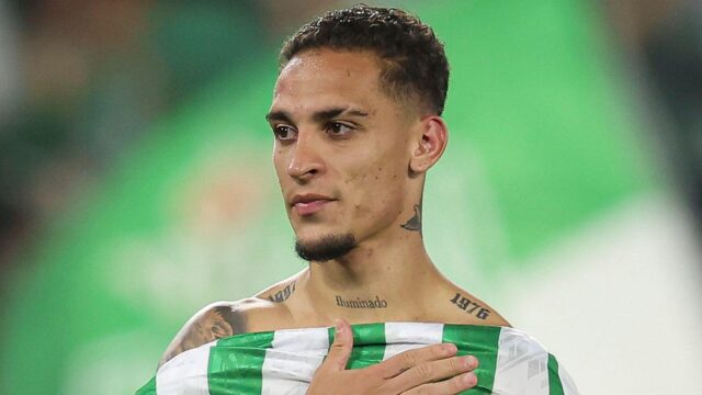 Emocionálny Anton otvára „zložité časy“ skutočného mediálneho dňa Betis


