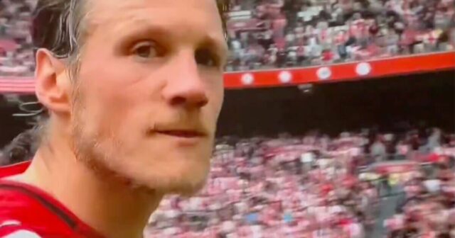 Ex-Man Utd Star Wout Weghorst uverejňuje filmového operátora v strate divokej hlavy po názve fľaše Ajax | Futbalový šport

