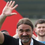 Farce spikne Smart Swoop ako konkurenti Premier League musia predať