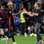 Flick hovorí emocionálne vysoký a najnižší bod sezóny víťazstva v titule na Espanyol 0-2 Barcelona