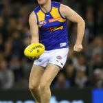 Footy Great Xavier Ellis vyjadril emocionálnu hold bývalému oznámeniu západného pobrežia Adam Selwood, ktorý tento víkend tragicky zomrel vo veku 41 rokov