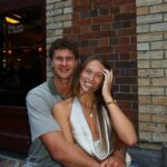 North -Melbourne AFL Star Charlie Coomben je jeho vzťah s Liv Taylor (na obrázku) Live Radio Radio Radio