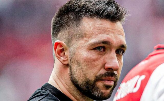 Francesco Pharioli rezignuje ako tréner Ajax s „rôznymi víziami“

