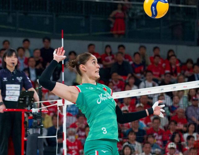 Jaja Santiago alebo známy pod jeho japonským menom Sachi Minowa, ktorý hrá nádhernú osaku v Japonsku Svleague