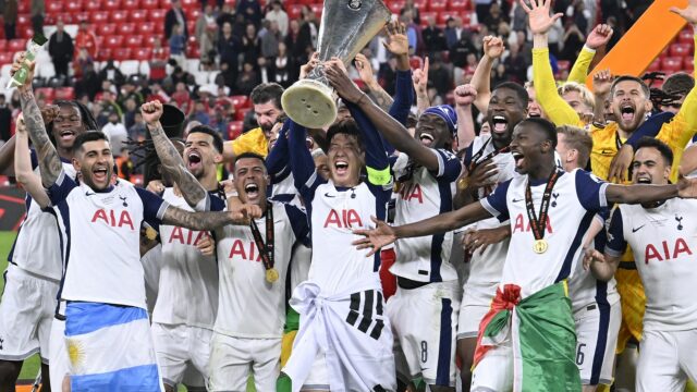 Hlasovanie: Kto mal lepšiu sezónu - Tottenham alebo Arsenal?

