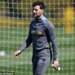 Očakáva sa, že sa stretne s hlavným trénerom Tottenham Ryan Mason