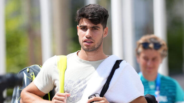 Hodiny: Carlos Alcaraz sa vracia na tenisové kurty, aby poslal veľkú aktualizáciu, aby sa zúčastnil na jeho talianskom otvorení budúci týždeň


