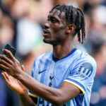 "Hrá sa iba dozadu od Tottenham Star, ktorá je obvinená z toho, že upadne do nadchádzajúceho letného východu."