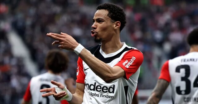 Hugo Ekitike Transfer News: Liverpool 'Open Talks' comme Chelsea rival Reds pour 84 millions de livres sterling Star
