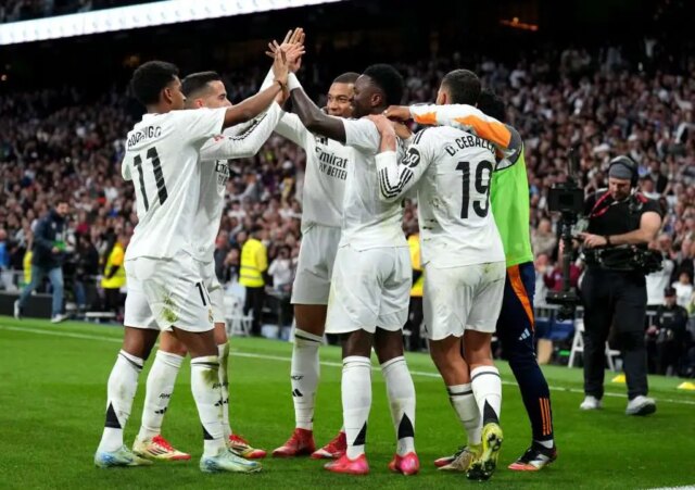 Hviezda Real Madrid v Miss Majorca Clash za zranenie

