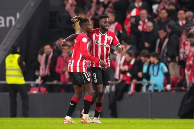 Hviezda atletického klubu sa pripojí k hráčom Man United a Tottenham v tíme sezóny Európskej ligy


