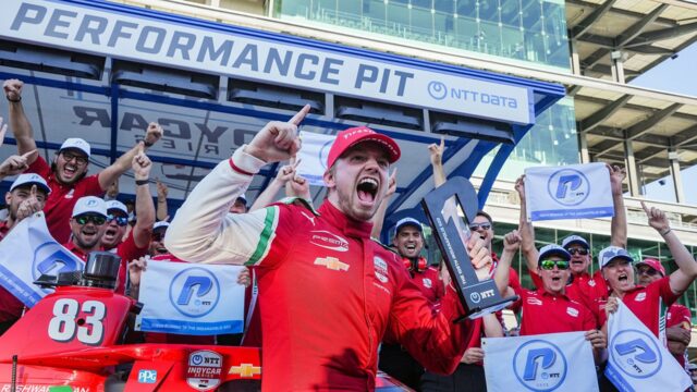 Indy 500: Rookie Driver sa otvára v zarábaní polohy tyče

