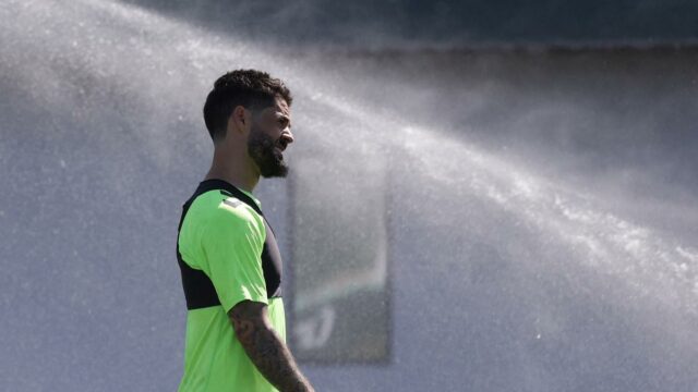 Isco robí Španielsko návratu do španielskeho tímu pre posledné národné finále


