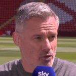 Jamie Carragher robí nudný Trent Alexander -Armold Drink pred odchodom